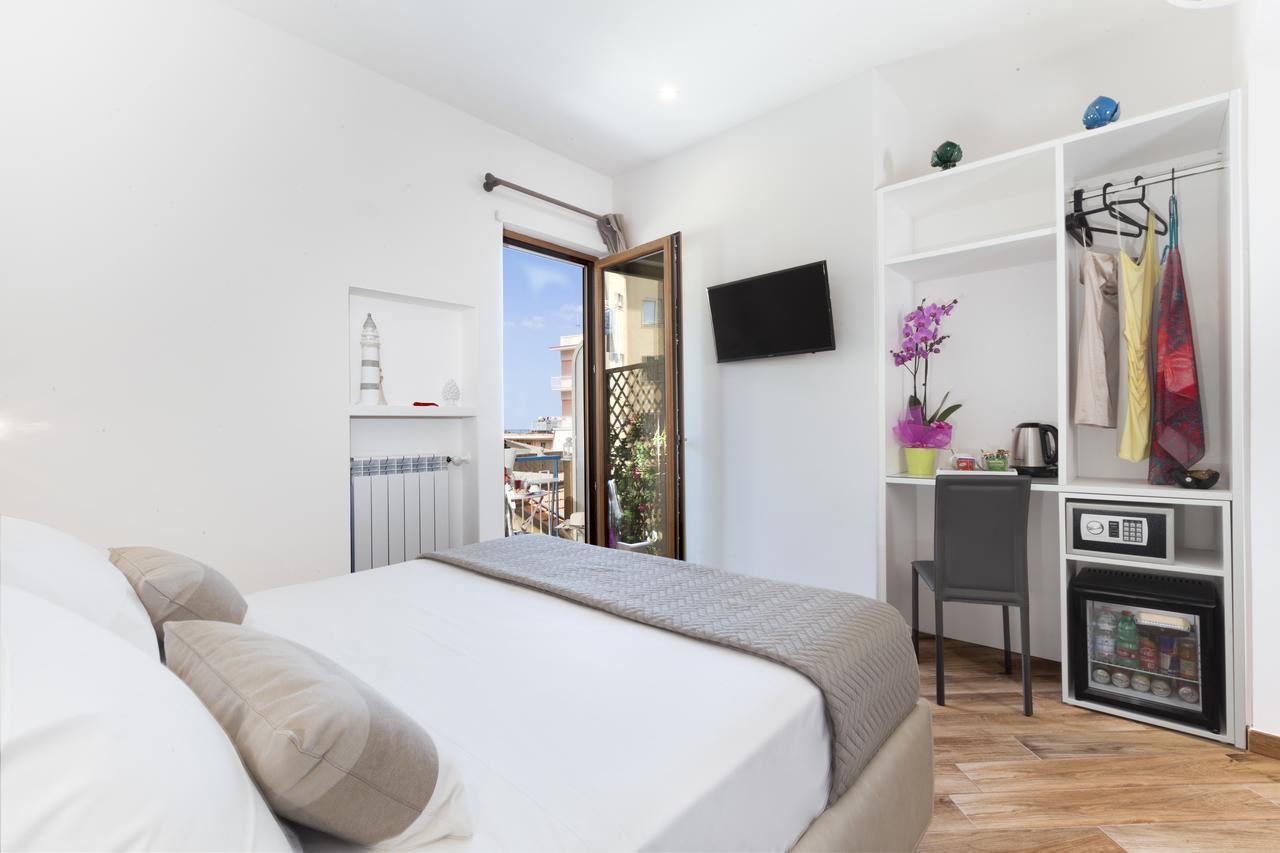Viria B&B Sorrento Bagian luar foto