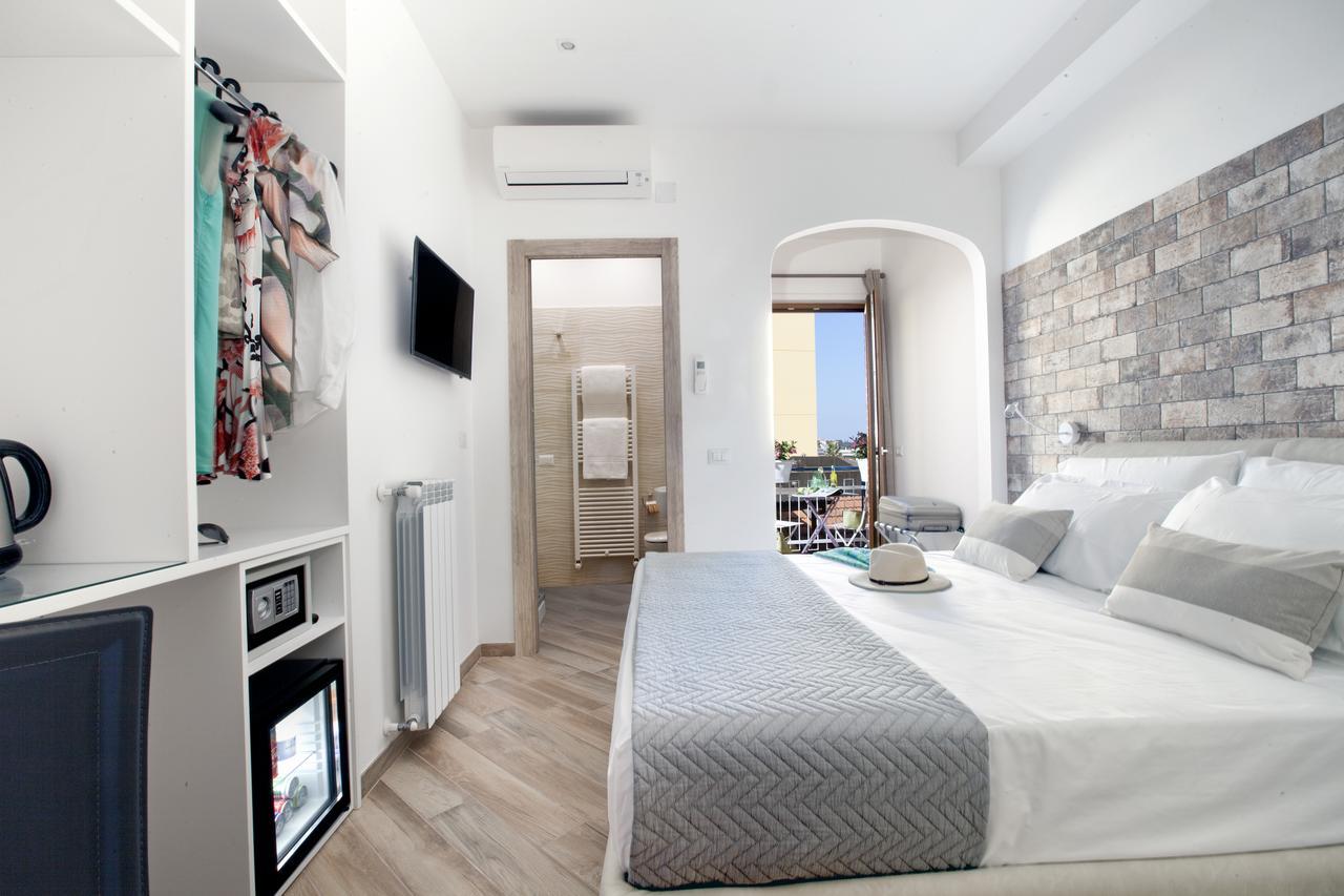 Viria B&B Sorrento Bagian luar foto